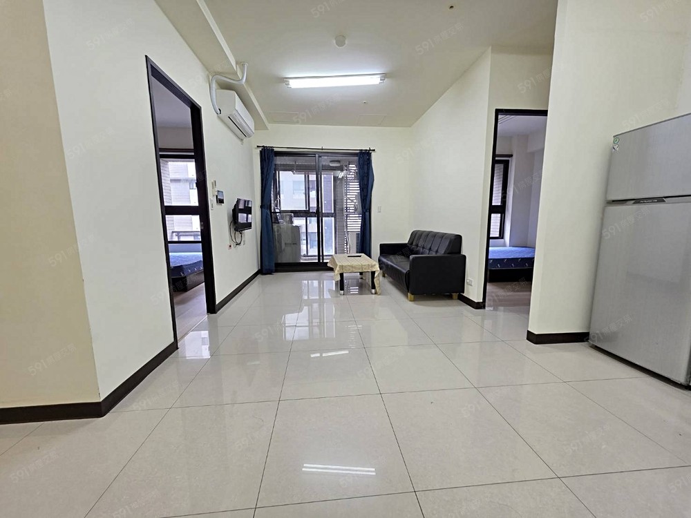 中科太子雲世紀高樓兩房車位~家具家電齊全 - Image 1