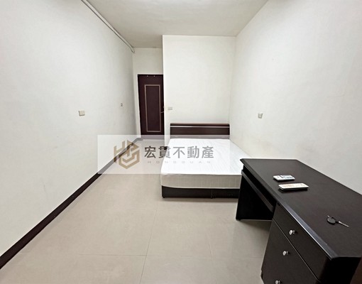 金山街前段萬元內小資電梯套房 - Image 3