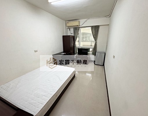 金山街前段萬元內變頻冷暖小資電梯套房 - Image 1