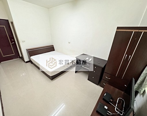 金山街前段萬元內小資電梯套房 - Image 4