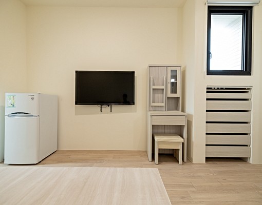 健康路上優質窗景全新套房出租,於亞果遊艇對面,生活機能完善 - Image 3