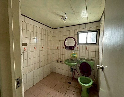 大里高中🌲出租二三樓透天三房全空屋可倉庫~一樓已出租娃娃機 - Image 8