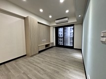 日光路住商婷萱💐小檜溪高樓..
