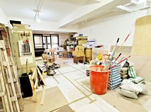 明志路三段臻愛寶地商.店...