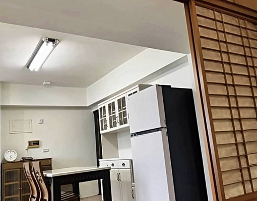 近文昌國小、商圈,格局方正寬敞明亮,全新裝璜及家具,可租補 - Image 14