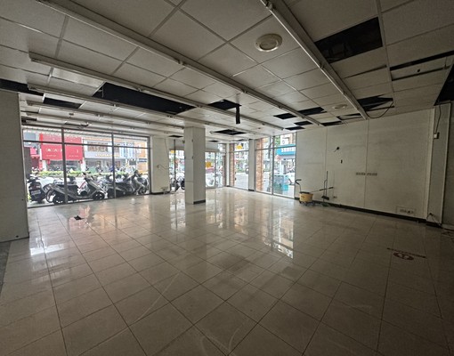 正中清路角間顯著店面✨可餐飲✨可營登✨適文武百業 - Image 5