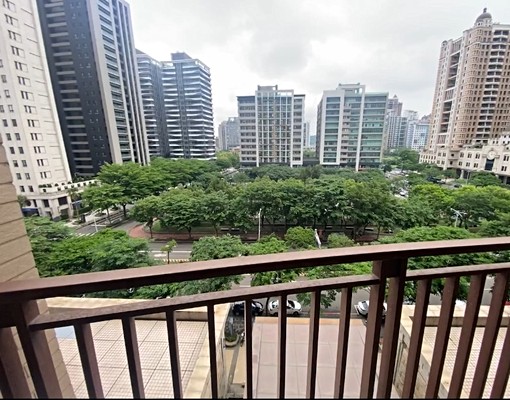 竹北租屋。近水圳公園高鐵豪宅四房。可寵雙車位三陽台家具可談 - Image 13