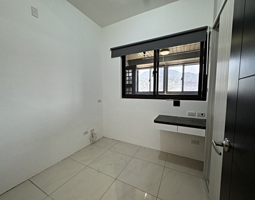 稀有邊間露台戶出租 - Image 7