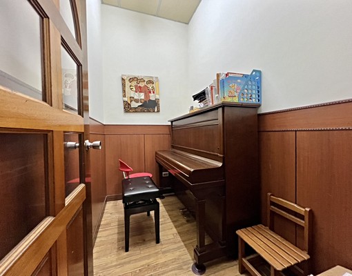 免仲介費🌭可營登🌭12米臨路三角窗店面 - Image 12