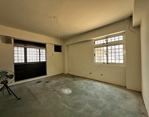 嘉楠風華酒店旁開放式辦公室空間 - Image 3