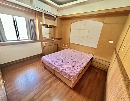 文心森林公園🌺秒殺三房🌺全配大平車🌺台電租補🌺正廚房 - Image 1