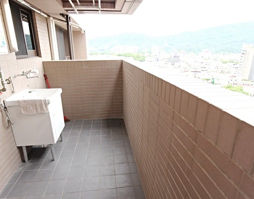 後山埤捷運旁設計師裝潢大3房五星公設 - Image 15