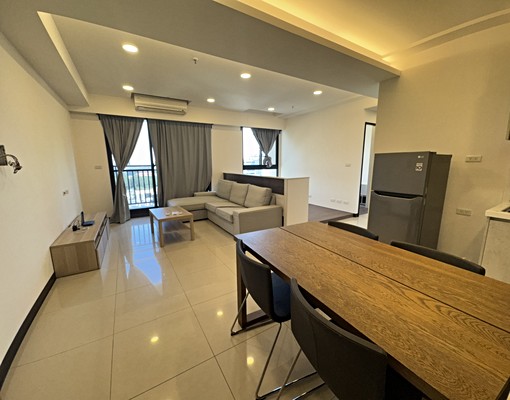 南區學府忠孝商圈泰鉅興大苑次頂樓2+1房平車 - Image 2