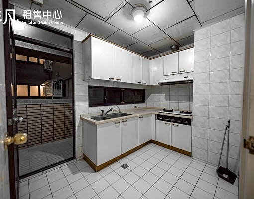 ⭐全國艾比⭐好事多旁電梯四房+車位✅可辦公室使用✅ - Image 5