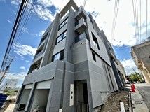 中台路全新完工未住~低總價..