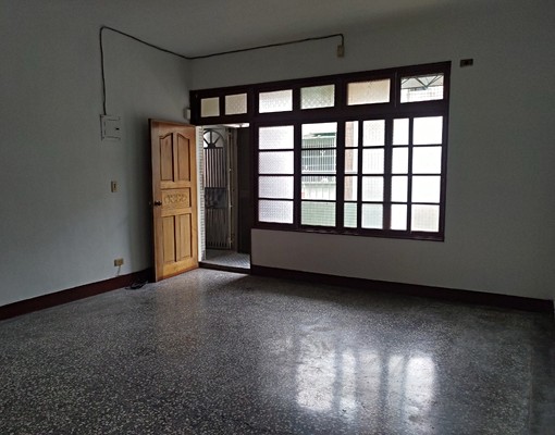 頭前庄站,台北醫院,三房兩廳二陽台大空間 - Image 1