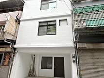 大勇街45巷一樓停車!近66快..