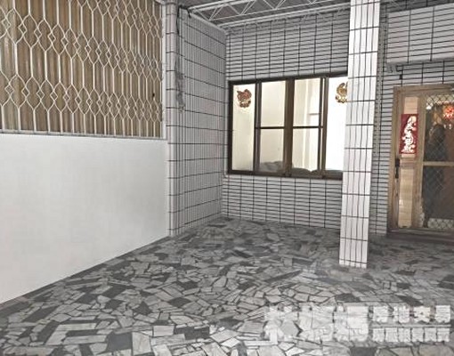 東區透天車庫空屋可租補可寵 - Image 1