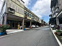 長壽街獨家公寓價格買透天!..