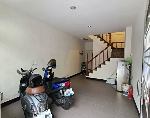 文藻榮總獨立陽台大套房 - Image 4