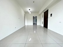 新興二街新光國小旁輕屋齡面..