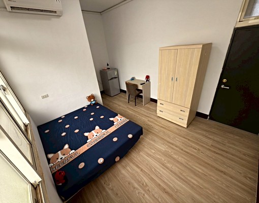 中原商圈獨立陽台套房全新整理完工 - Image 1