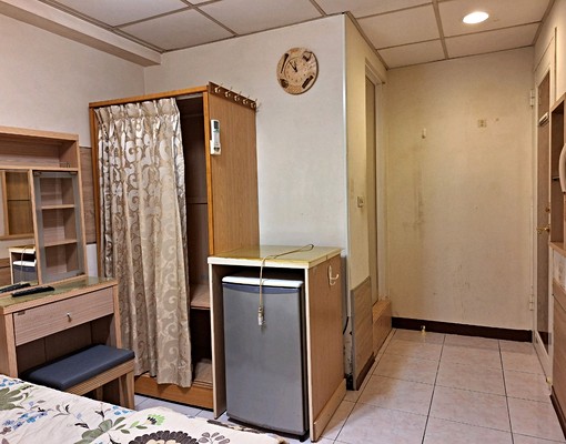 金華路麥當勞旁全新優質大套房近安平工業區 - Image 6