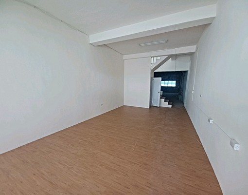 平安.南崗工業區旁.3樓透天店面.住家.僑建國小 - Image 3