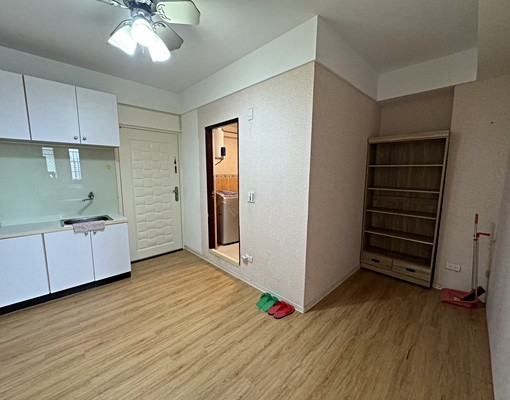 🍎中友/一中/中國醫/台科大~戶籍租補正一房~流理檯傢俱電 - Image 6