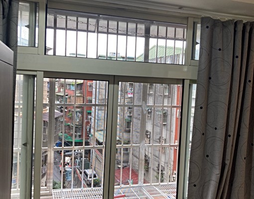 安靜、生活機能便利。樓下就是公車站。 - Image 6