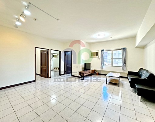 中科大俊國，漂亮全配三房機上車位，採光宅，可租補 - Image 1