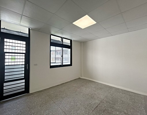 ㄟ港人獨家🏆大地坪臨路透天歡迎各行各業承租可營登含稅 - Image 6