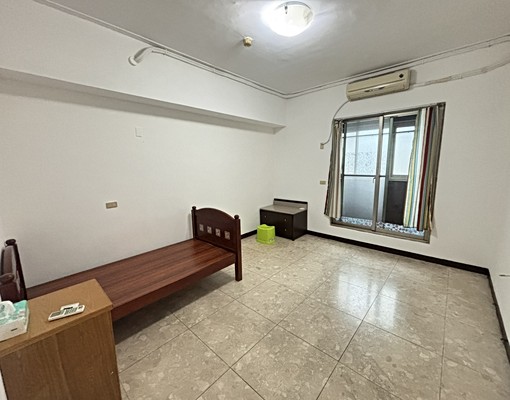 藝文春日路2房大空間使用家具可談社宅免仲可租補 - Image 2