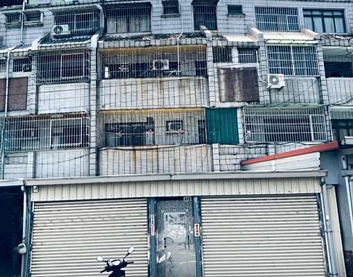 雙店面。五房.四樓透天整棟出租 - Image 7