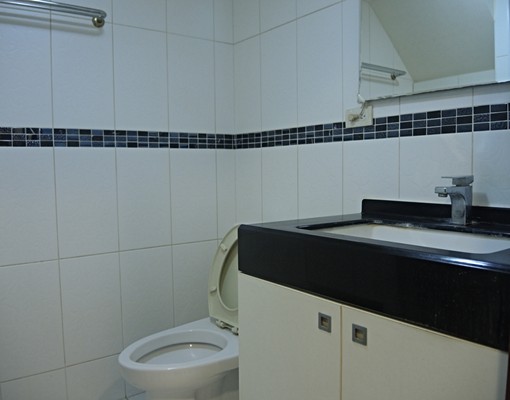 經國路二段延平路一段交叉旁近民富街西大路 - Image 7