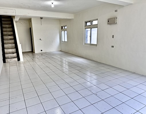 文化北小吃街邊間採光整層3樓出租 - Image 3
