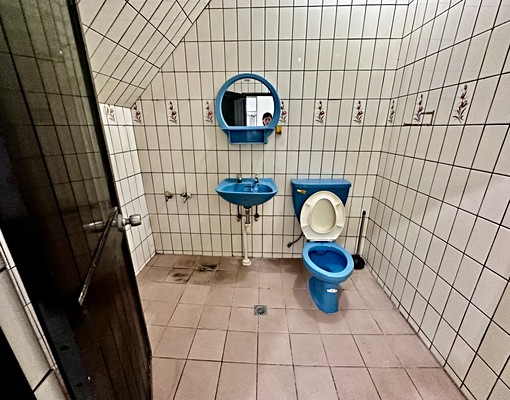 文化北小吃街邊間採光方正住辦2樓出租(適美甲美容類工作室) - Image 6