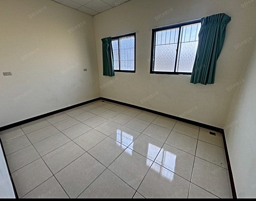 大里成功國中可隔6房透天可租員工宿舍 - Image 12