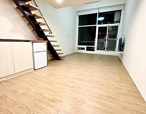 樓中樓挑高景觀套房(含管理費/機車位) - Image 9