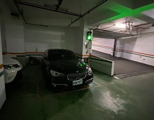 北平黃昏市場梅川西路上/全新粉刷超大三房平車/可租補三面採光 - Image 14