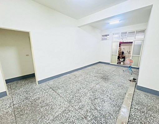 樂活公園/康樂商圈、正3房、可租補戶籍、免爬高、生活機能強D - Image 2