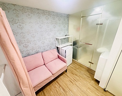 劍潭站、新裝潢、獨洗曬、乾濕分離、獨立網路、通風採光佳 - Image 1