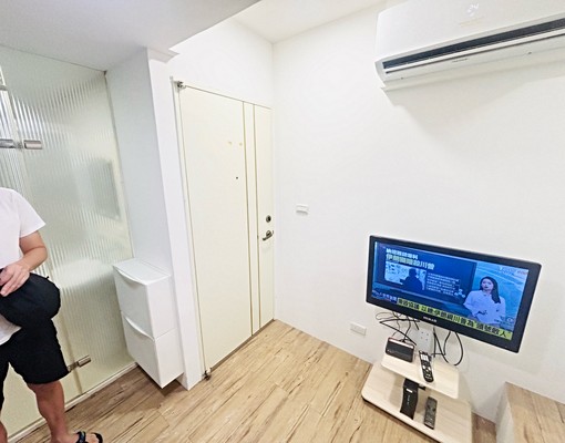 劍潭站、新裝潢、獨洗曬、乾濕分離、獨立網路、通風採光佳 - Image 2