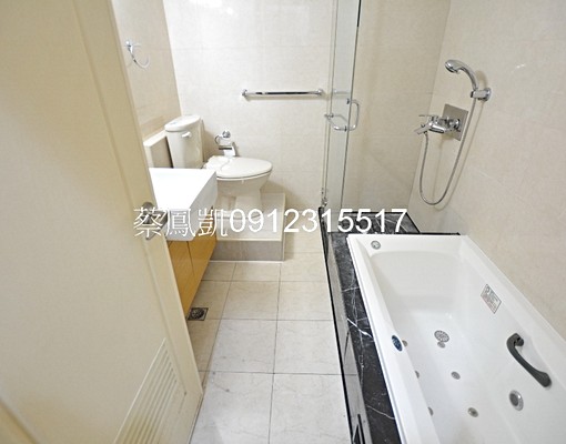 劍南路MRT/美麗華商圈/機能挑高住辦/有陽台/租金含稅 - Image 10