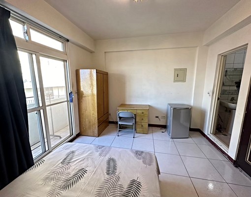 東海大學商圈陽台套房▪︎鬧中取靜生活機能佳 - Image 3