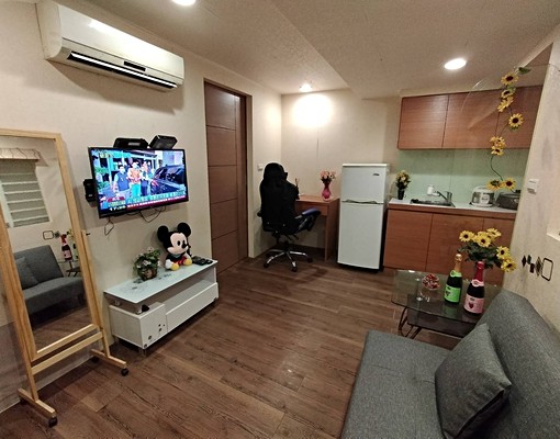 捷運旁等宿舍😃歡迎短租旅客實習受訓裝修試用支援😀寵物樂園 - Image 4