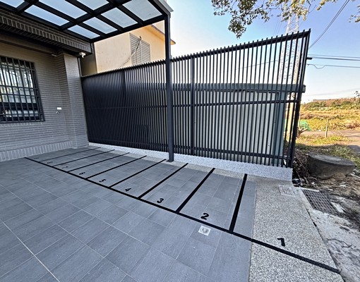 ☆全新中科電梯陽台別墅套房☆免仲介費,附機車位 - Image 11