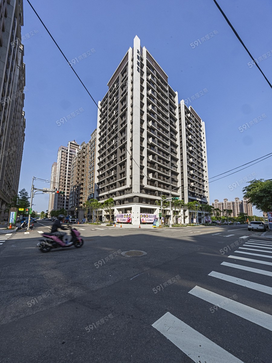 大清城双實景圖