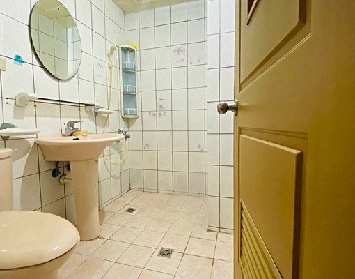 東區優質大樓-陽光花園廣場-溫馨3房整層住家 - Image 10