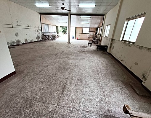 空屋⭐秒殺件.大空間⭐小型倉儲40坪⭐️好停車位 - Image 5